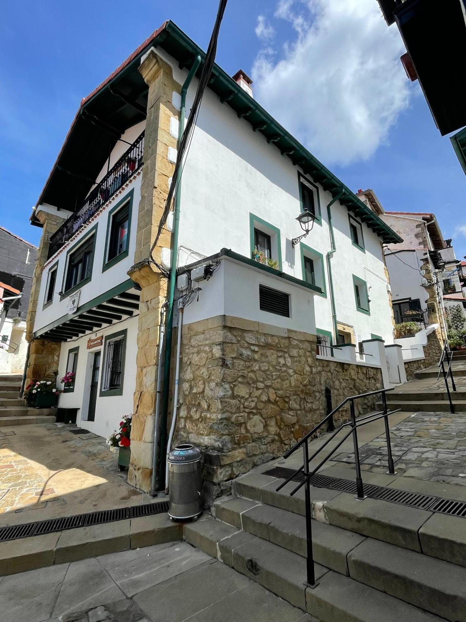 Apartamento Tatoena, Puerto Viejo Guecho Exterior foto